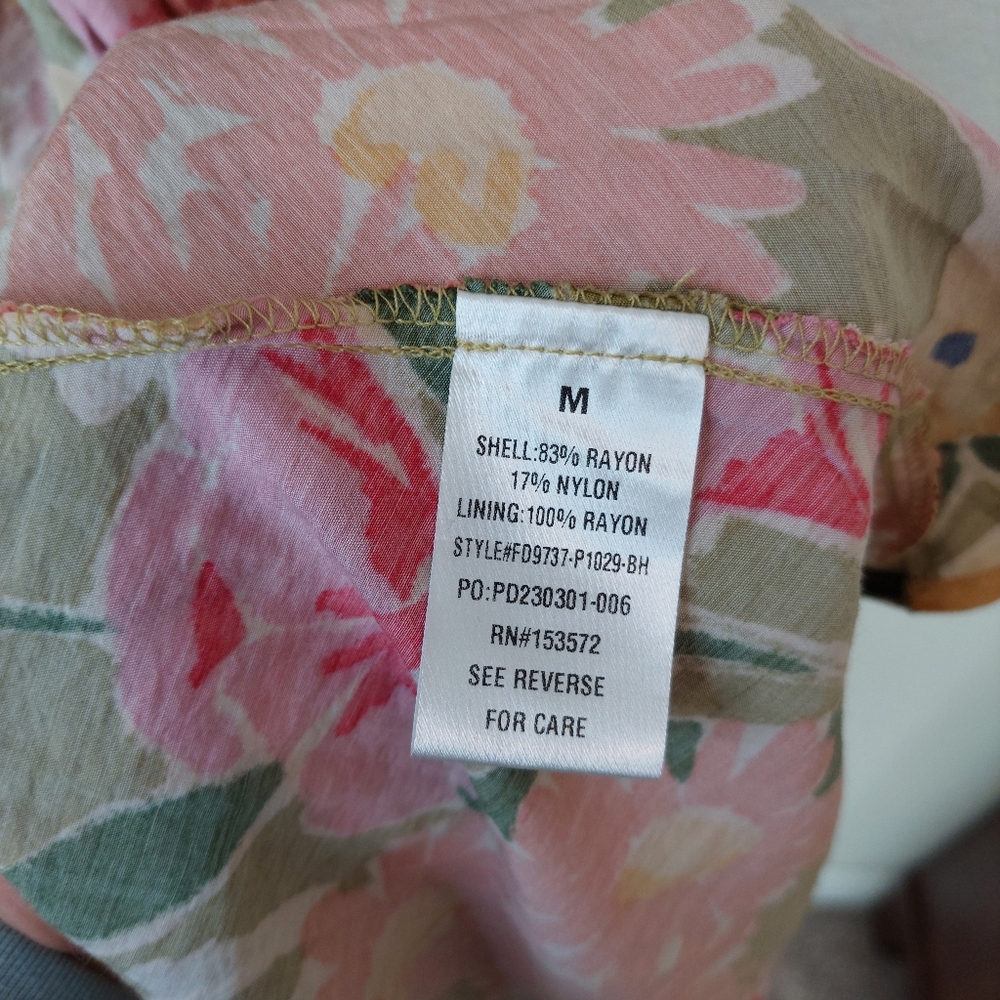Bohme Floral Puff Sleeve Wrap Dress Size Medium NWT - Picture 5 of 7